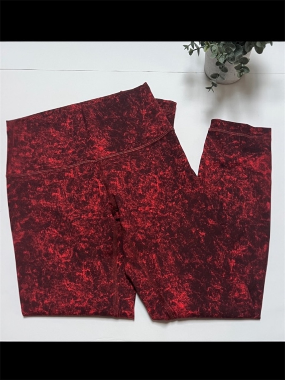 NWOT Lululemon Wunder Train High Rise Crop 23” Size 4